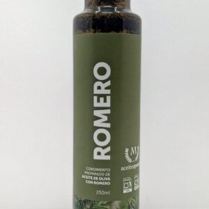 Botella de aceite de oliva virgen extra con romero cortado